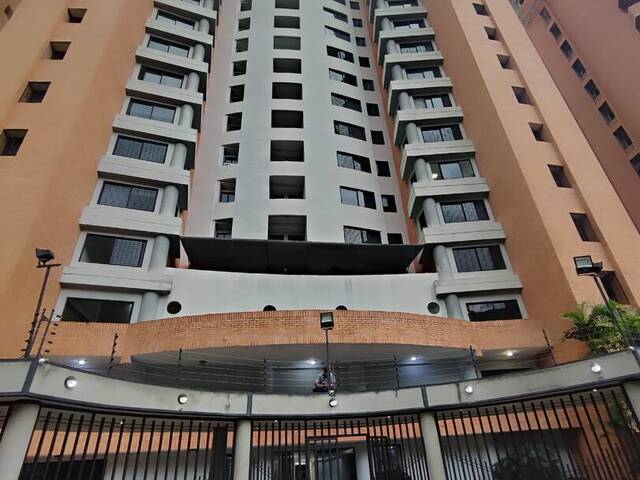 #AP24304LH - Departamento para Venta en Valencia - G - 1