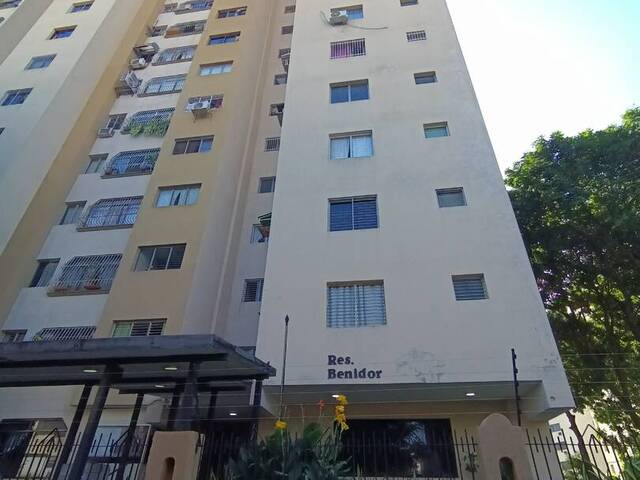 #AP24313LH - Departamento para Venta en Valencia - G - 1